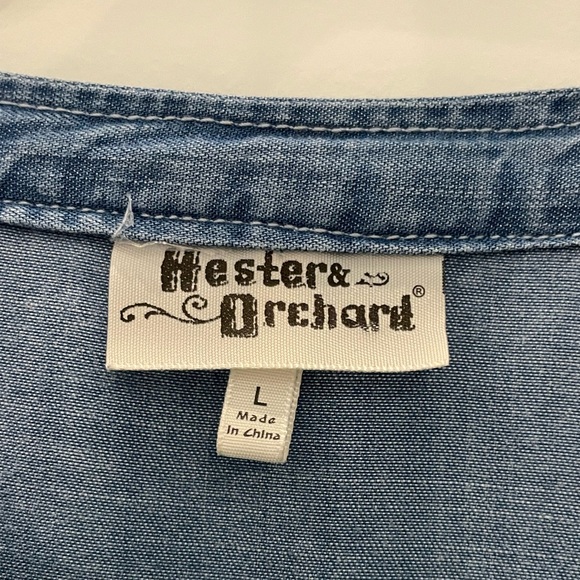 button up blouse - Picture 4 of 6